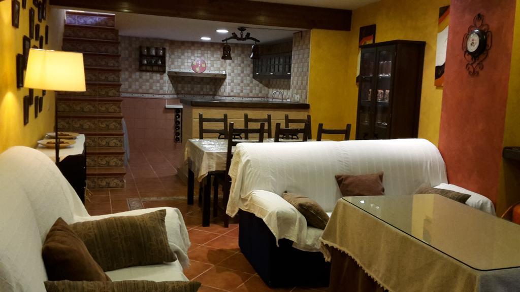 La Roca De Setenil Setenil De Las Bodegas Eksteriør billede